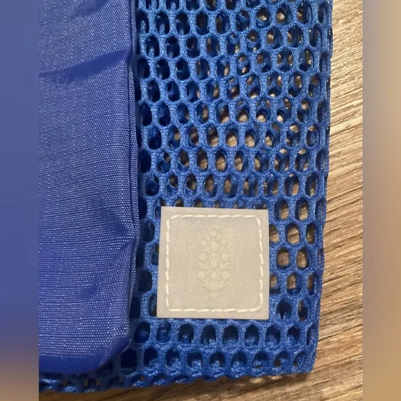 Free People Movement Mini Mesh Sling Water Bottle Holder - Picture 3 of 14